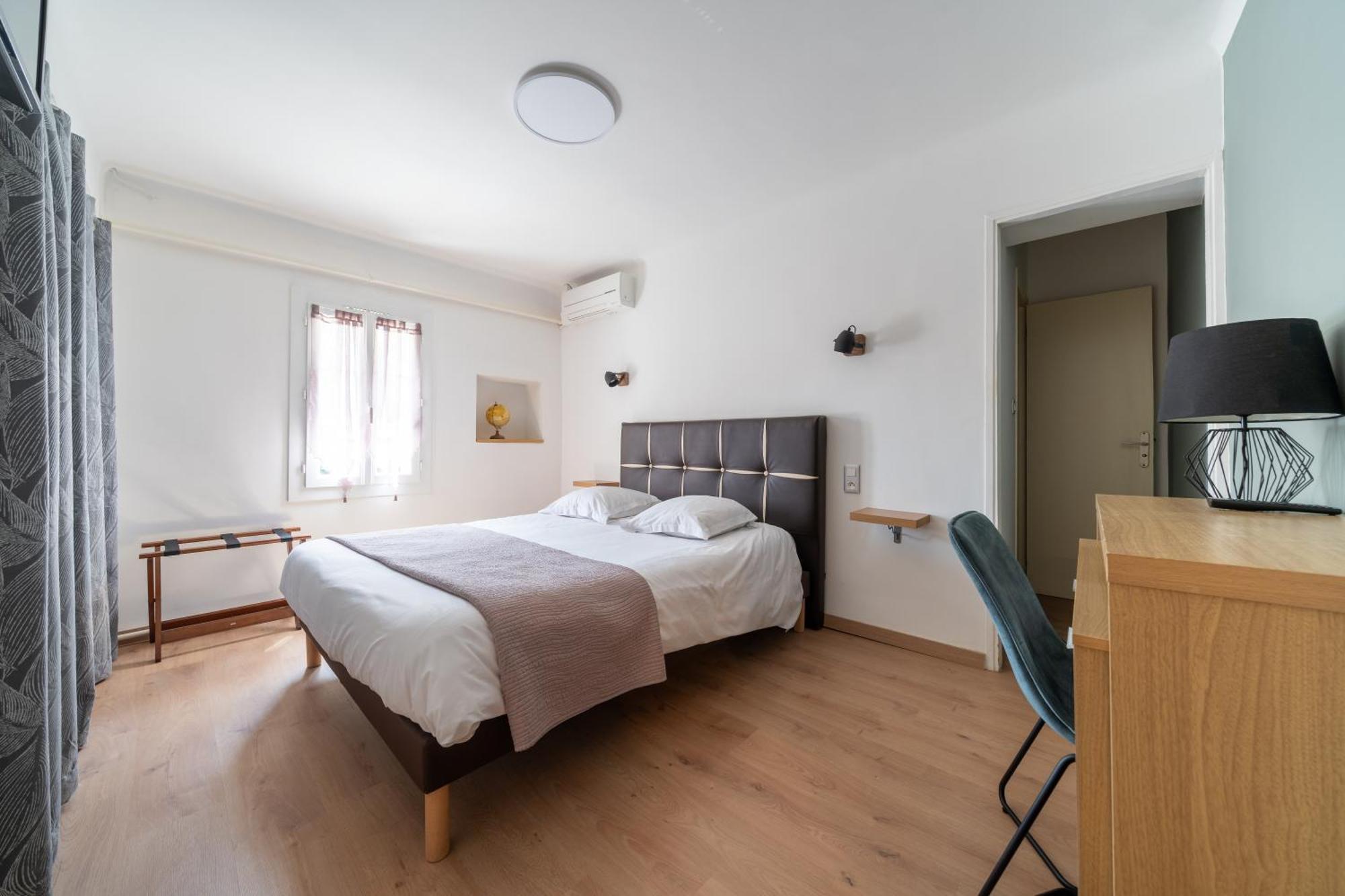 Logis Hotel Le Chene Vert ボレーヌ エクステリア 写真