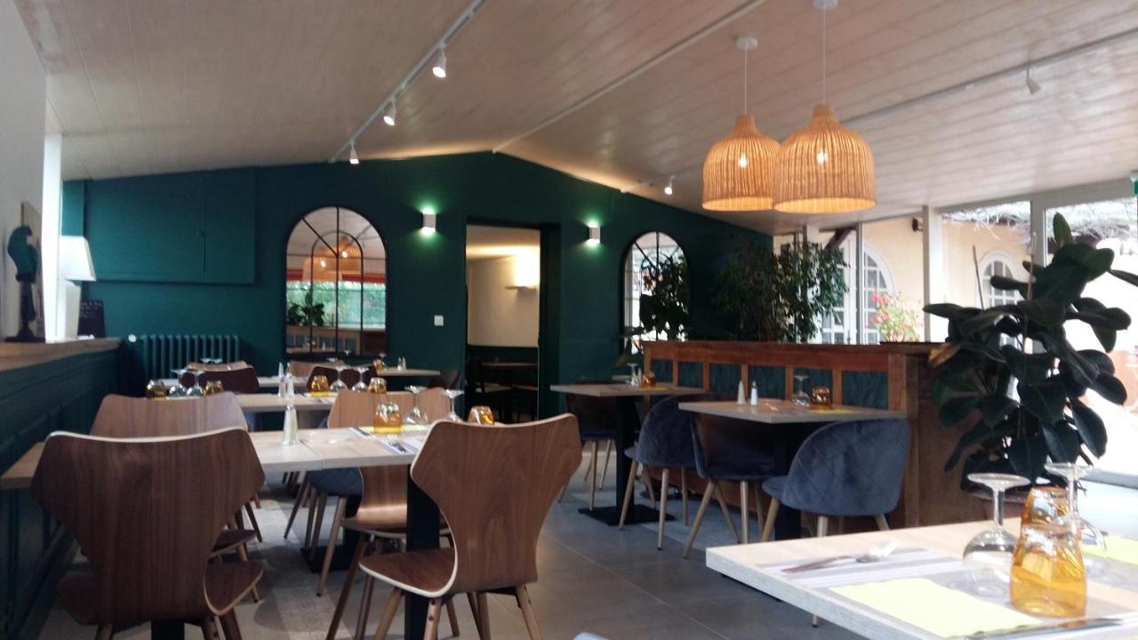 Logis Hotel Le Chene Vert ボレーヌ エクステリア 写真